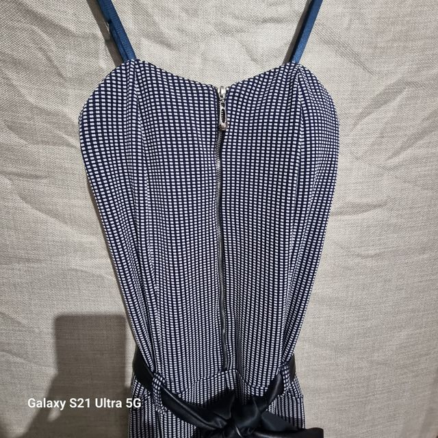 Mono de vestir elegante