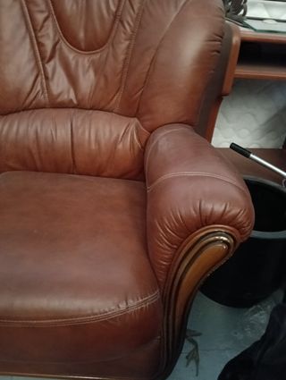 Sofa y dos butacas de piel 