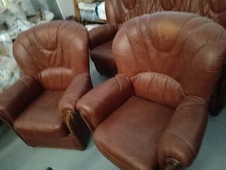 Sofa y dos butacas de piel