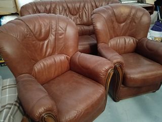 Sofa y dos butacas de piel