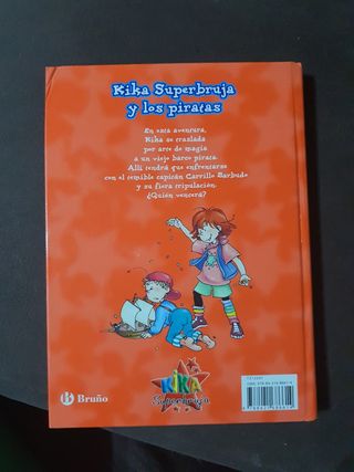 Kika Superbruja y los piratas (ed. COLOR) (Castellano - A PARTIR DE 8 AÑOS - PERSONAJES - Kika Superbruja) (Spanish Edition)