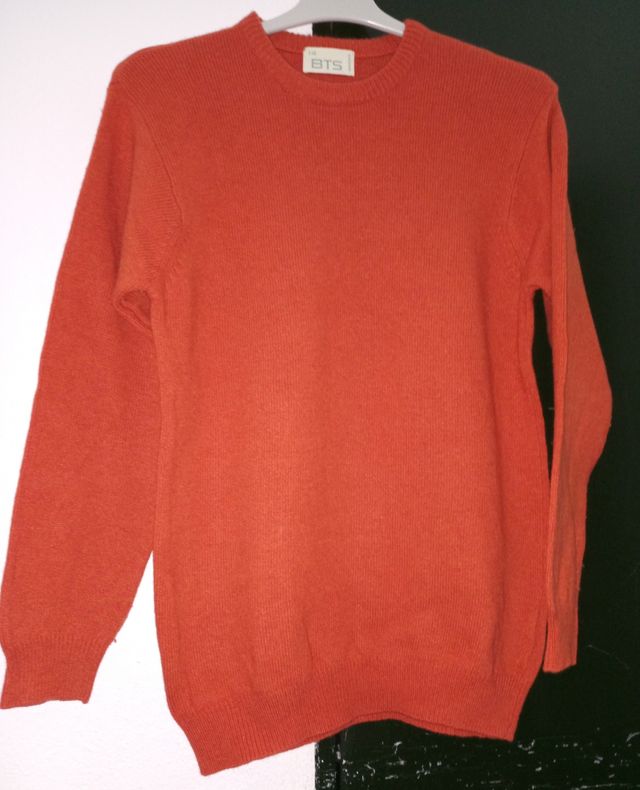 Cuatro jerseys sin usar y otros en muy buen estado