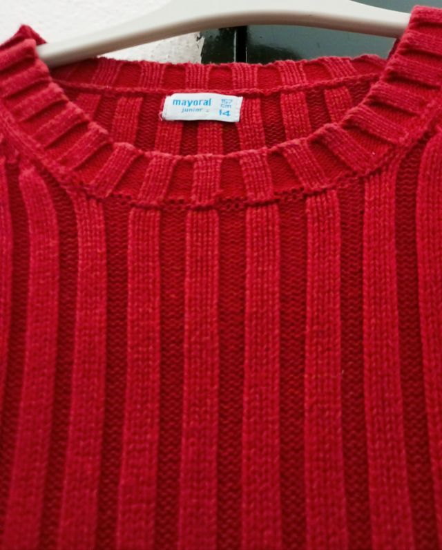 Cuatro jerseys sin usar y otros en muy buen estado