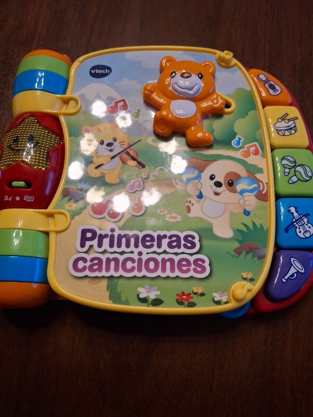 Juguetes Vtech Libro primeras canciones de segunda mano por 10 EUR