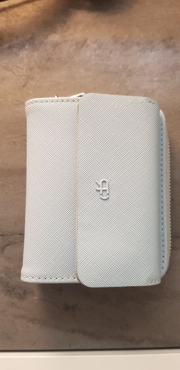 Monedero marca parfois