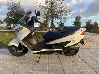 Suzuki Burgman 125