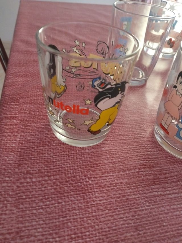 Bicchieri di vetro della Nutella