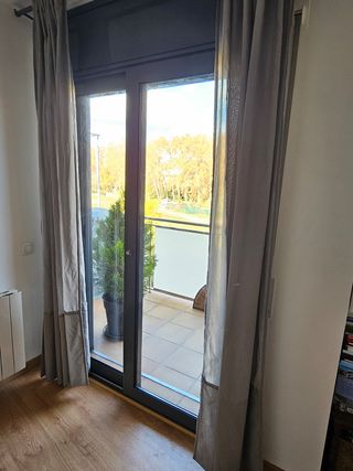 Ventanas, mamparas , persianas etc