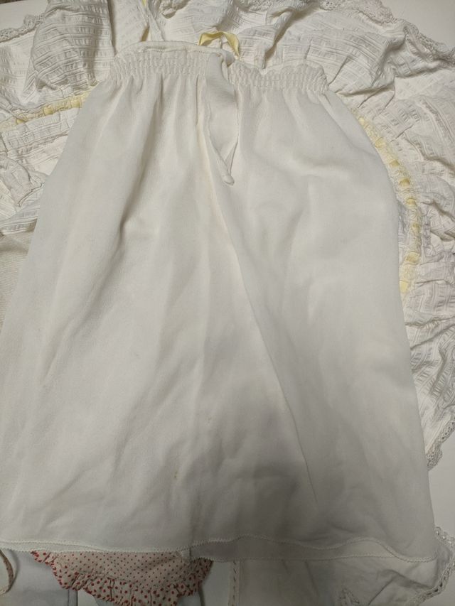 LOTTO DI ABBIGLIAMENTO PER BAMBOLE