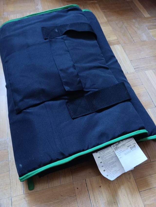 Bolsa para transportar mascotas.