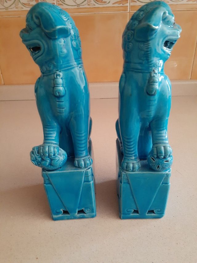 Pareja de perros Fú o furias chinas.