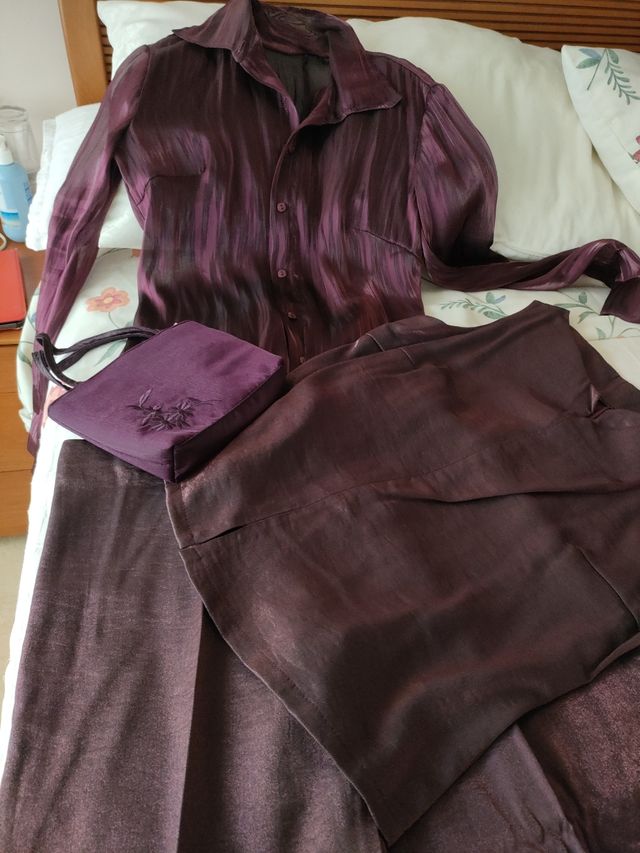 Conjunto de pantalón largo, camisa