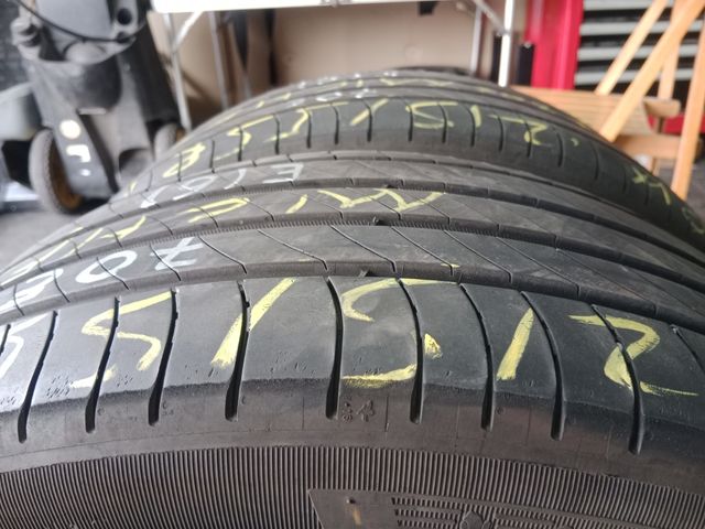 E(6) 215.55.18.99V Michelin.