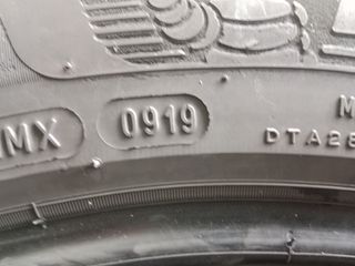 E(6) 215.55.18.99V Michelin.