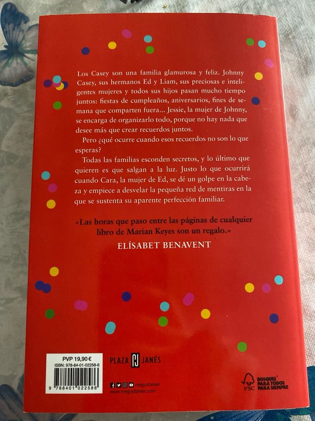 Libro “La familia y otros líos”