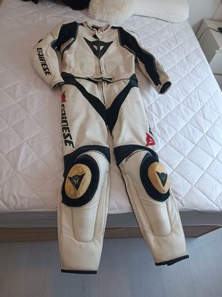 Mono cuero Dainese Laguna Seca 50