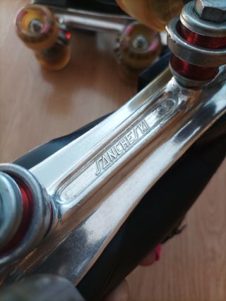 Patines cejudo Tirol con Sancheski.