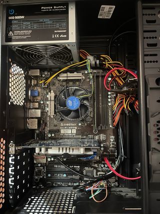 Ordenador sobremesa Intel i5 DDR3 Sin HDD