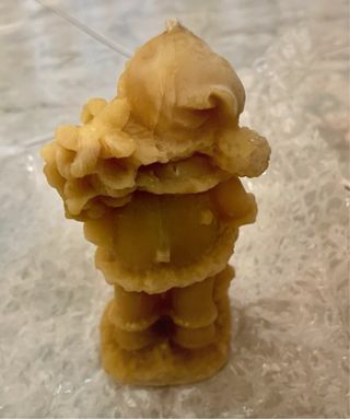 Candela natalizia in cera di miele nuova