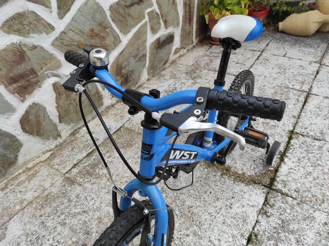 Bicicleta 16 pulgadas wst en muy buen estado