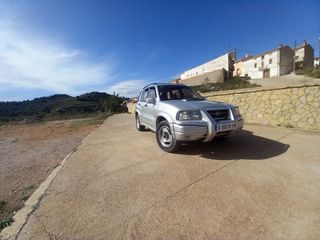 Suzuki Grand Vitara 2000