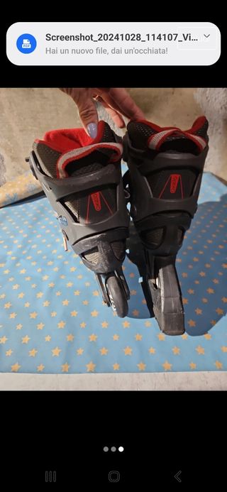 Pattini.Come nuovi.Piu' un bel regalino.