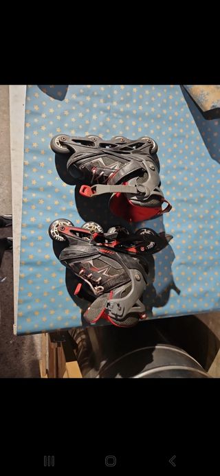 Pattini.Come nuovi.Piu' un bel regalino.