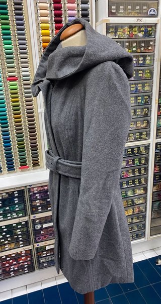 Abrigo gris
