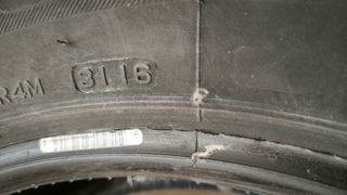 Bridgestone Dueler 215/60/17