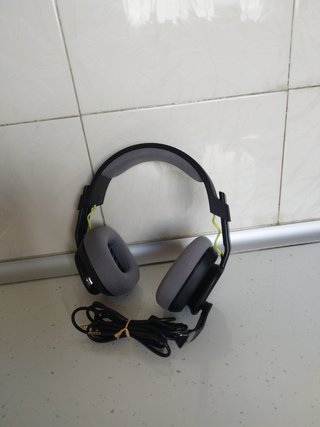 Auriculares astro a10