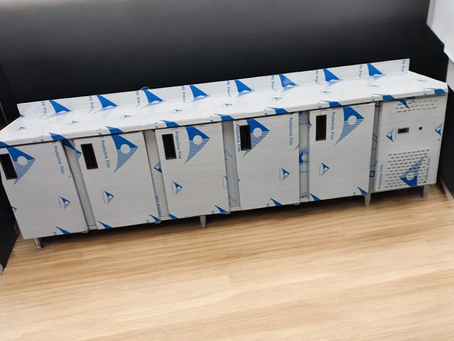 MESA REFRIGERADA 5 PUERTAS INDUSTRIAL