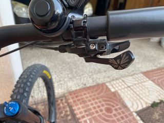 Bicicleta eléctrica (Giant)