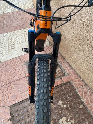 Bicicleta eléctrica (Giant)