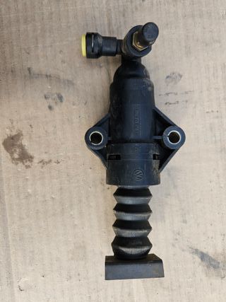 Cilindro hidráulico de embrague