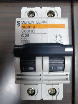 Interruttori magnetotermici Merlin Gerin multi9