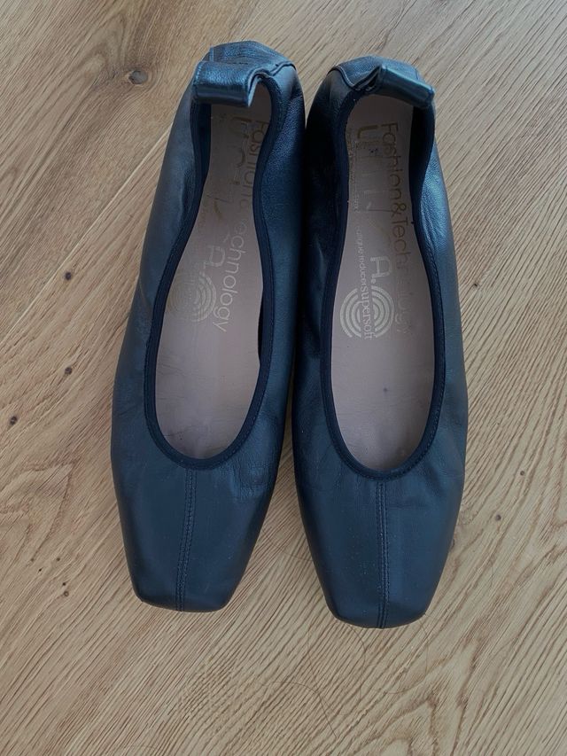 Bailarina piel negra Unisa