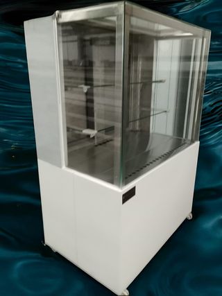 VITRINA PASTELERA FABRICAMOS A MEDIDA