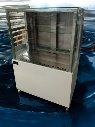 VITRINA PASTELERA FABRICAMOS A MEDIDA