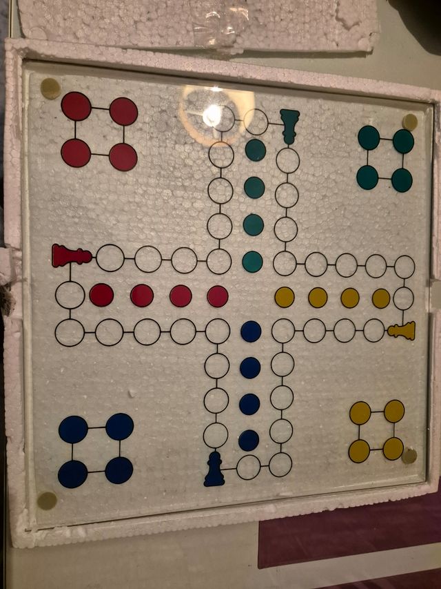 Parchís con chupitos!