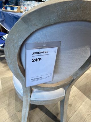 Sillas tapizadas beige estilo francés – madera nat