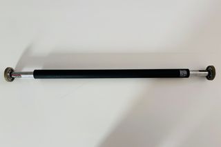 Barra de dominadas Decathlon 60-100cm negra