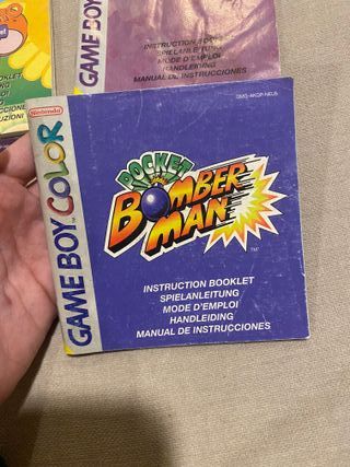 Lote de manuales de juegos game boy color