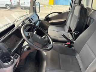 Nissan NT400 Cabstar isotermo 2019