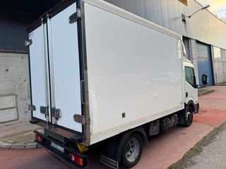 Nissan NT400 Cabstar isotermo 2019