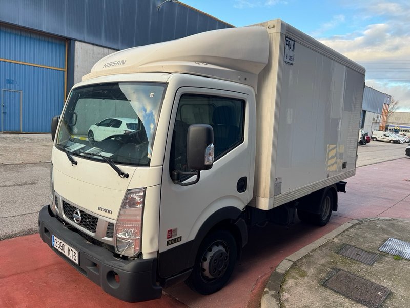 Nissan NT400 Cabstar isotermo 2019 - foto 1