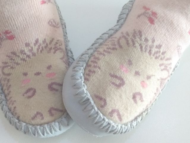 Talla 23 - 24 zapatillas niña