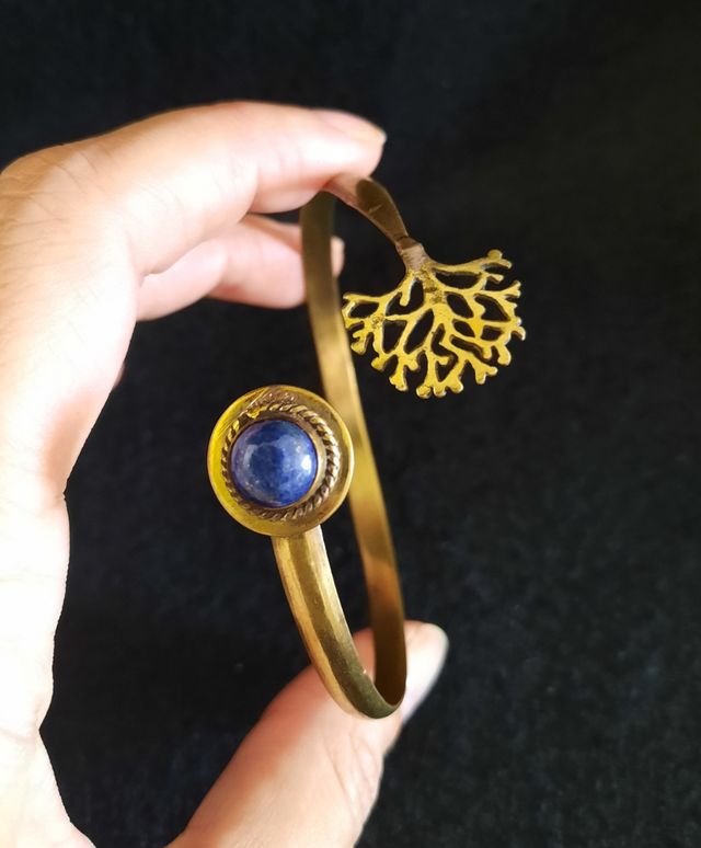 Brazalete de Lapislázuli y Latón