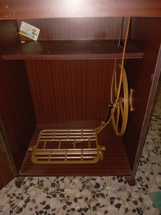 Maquina de coser antigua ..