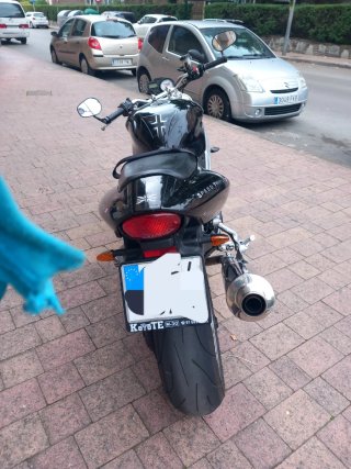 Triumph speed triple 955i