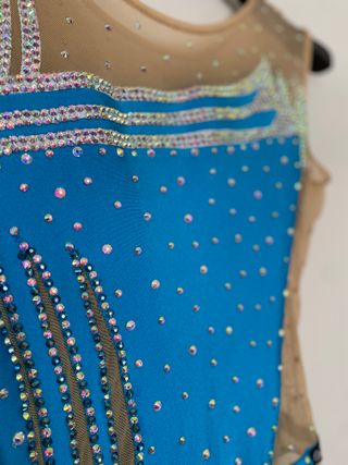 Lujoso traje de baile o patinaje talla XS